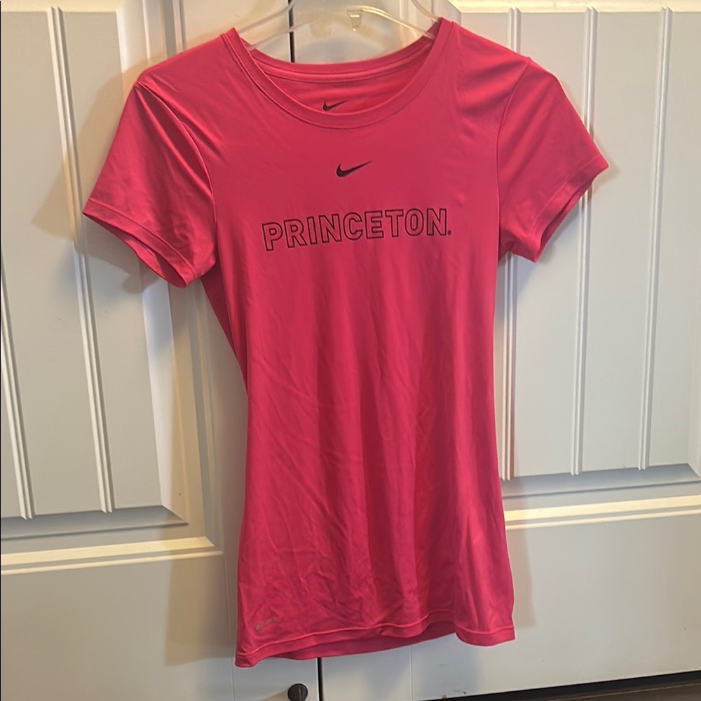 Nike Pink Fitted Short Sleeve T-Shirt